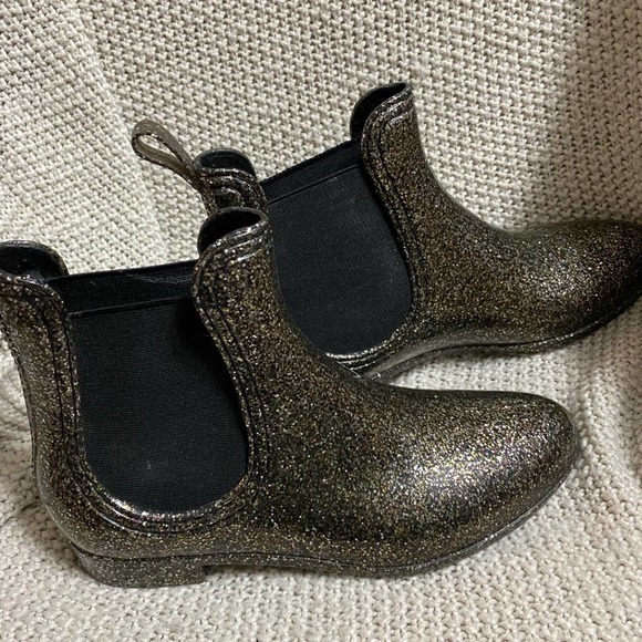 Sparkle Report Boots, Size 10 - Picture 5 of 6